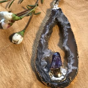 Geode hanger 13