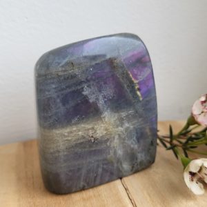 Labradoriet Sculptuur paars nr.3 - Afbeelding 3