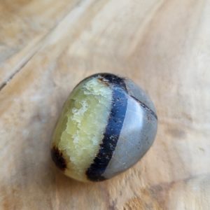 Septarie trommelsteen nr.2