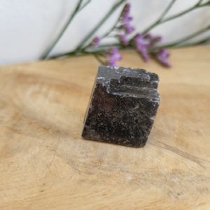 Calciet met Pyriet Blokjes ruw nr.5